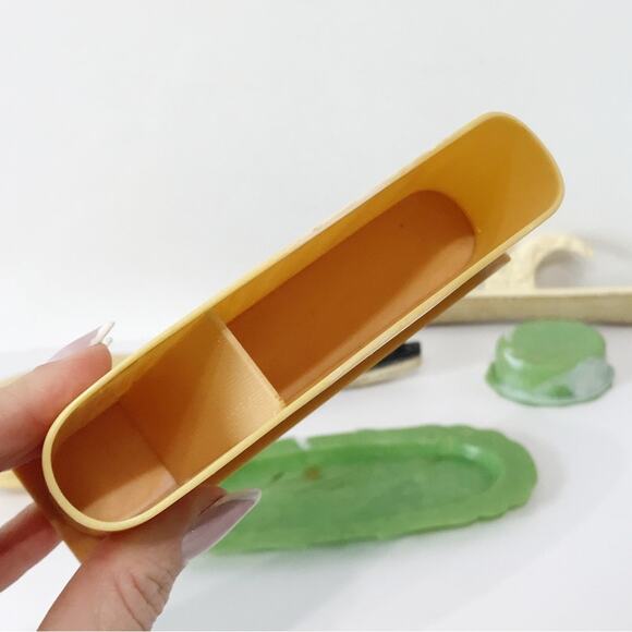 Vintage Celluloid Manicure Dragons Nail Buffer Vanity Set Tray Powder Box Lot - Picture 13 of 15